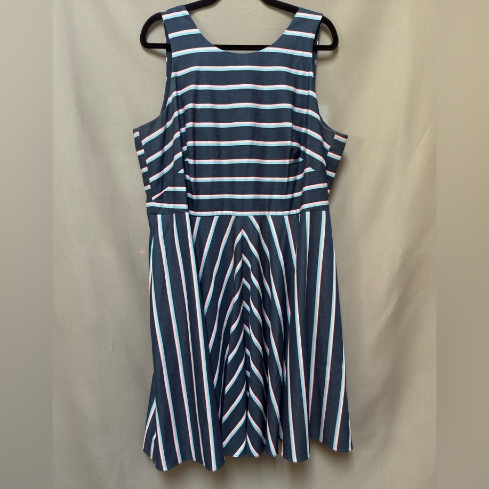 Eliza J Midi Dress Plus Size 16W Navy Blue Sleeveless Stripes Bow Flowy Modest